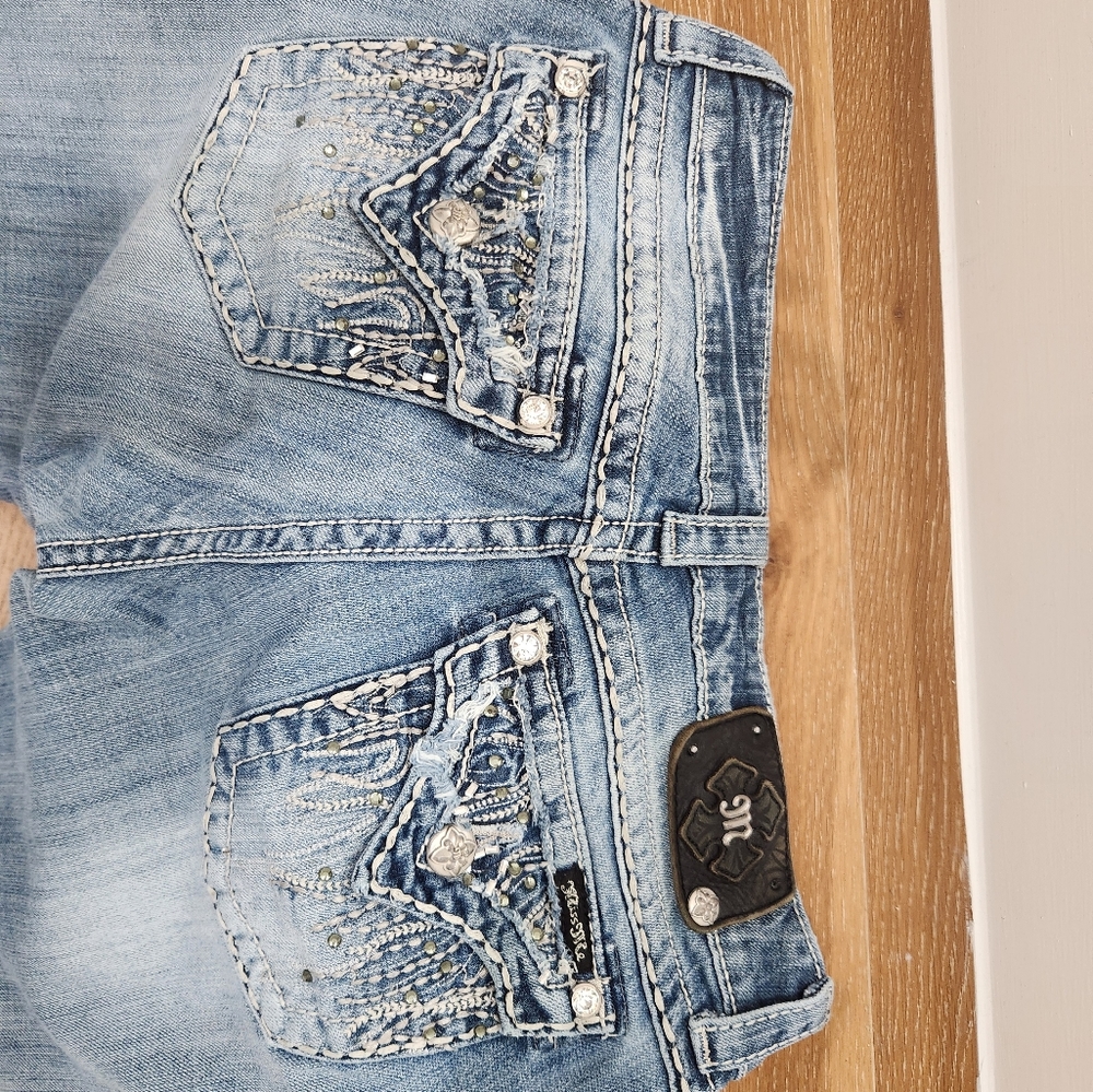 Womens Miss Me Jean's w/ bling